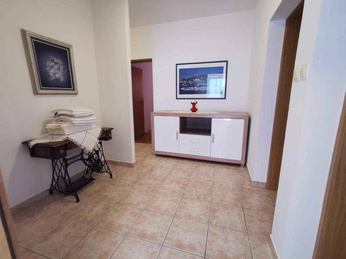 Villa Clara Apartments Kvarner 노비비노돌스키 외부 사진